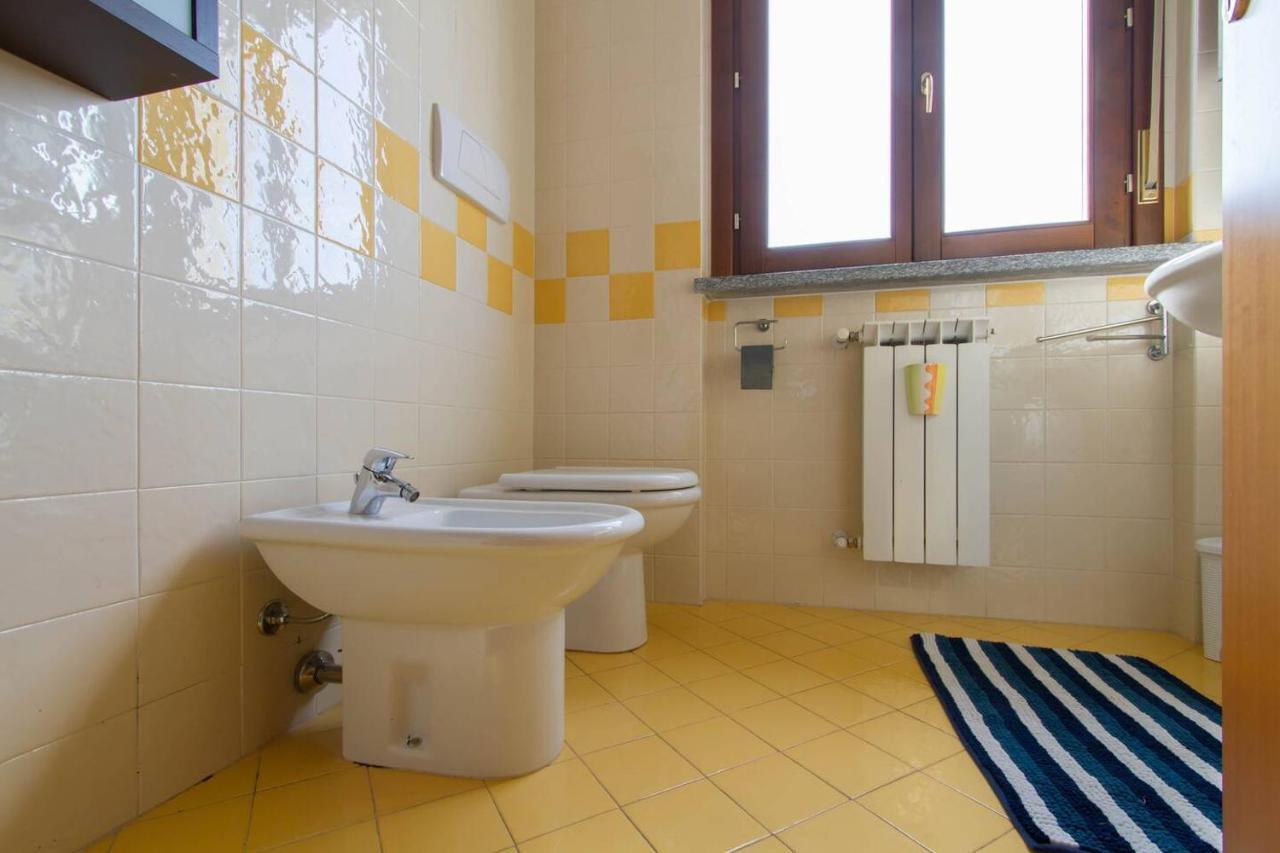 Bright House With 2 Bedrooms & A Unique Terrace Bergamo Exteriör bild